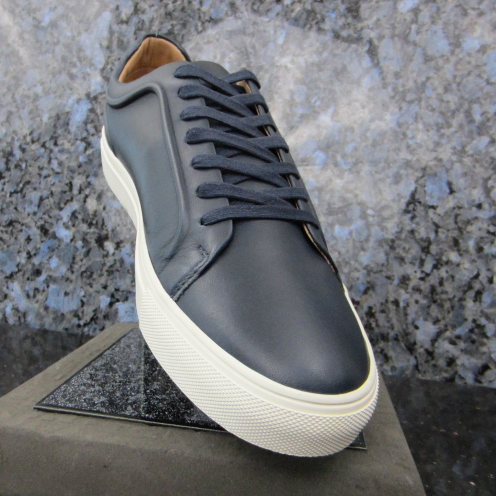SAM EDELMAN GREGORY SNEAKER IN NAVY - Picture 2 of 7